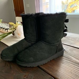 Bailey Bow UGG short boot